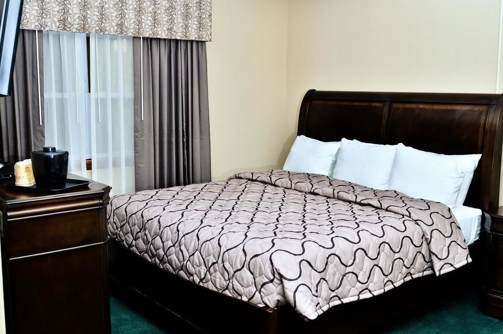 Pacer Inn & Suites Motel Делавэр Экстерьер фото